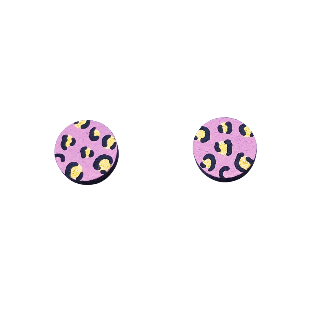 Mini leopard print circle stud earrings in pink and gold