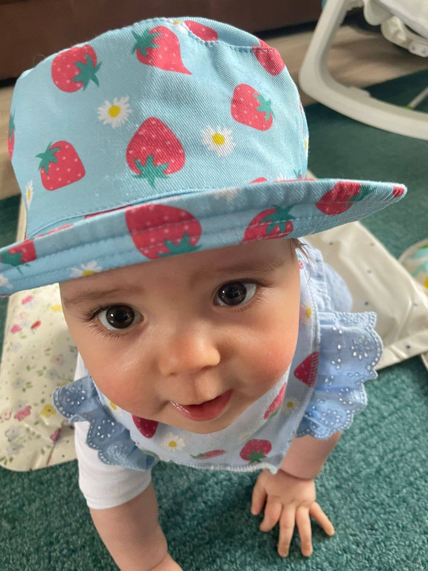Strawberries Sun Hat: 1-3 years