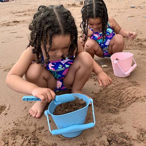 Scrunch Spades: Blue Sky