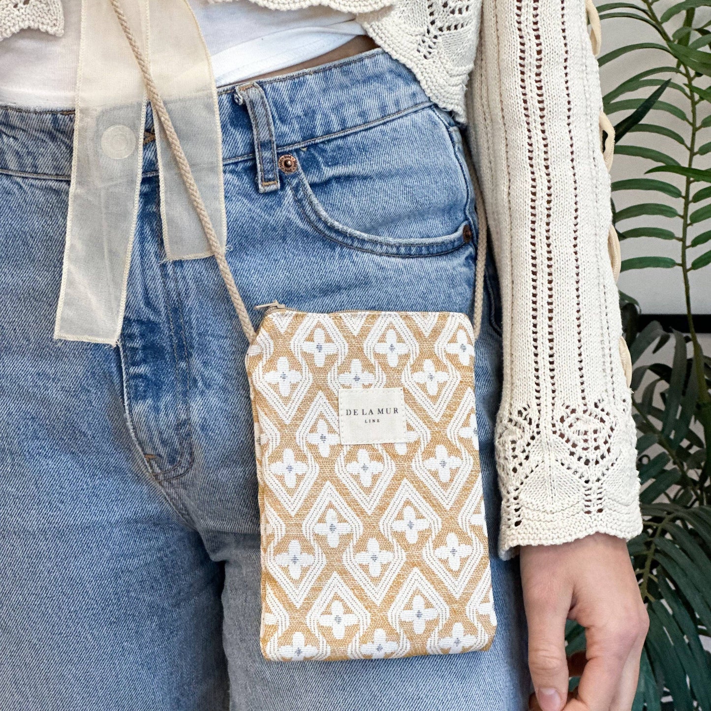 Raxo Mobile Phone Bag - De La Mur