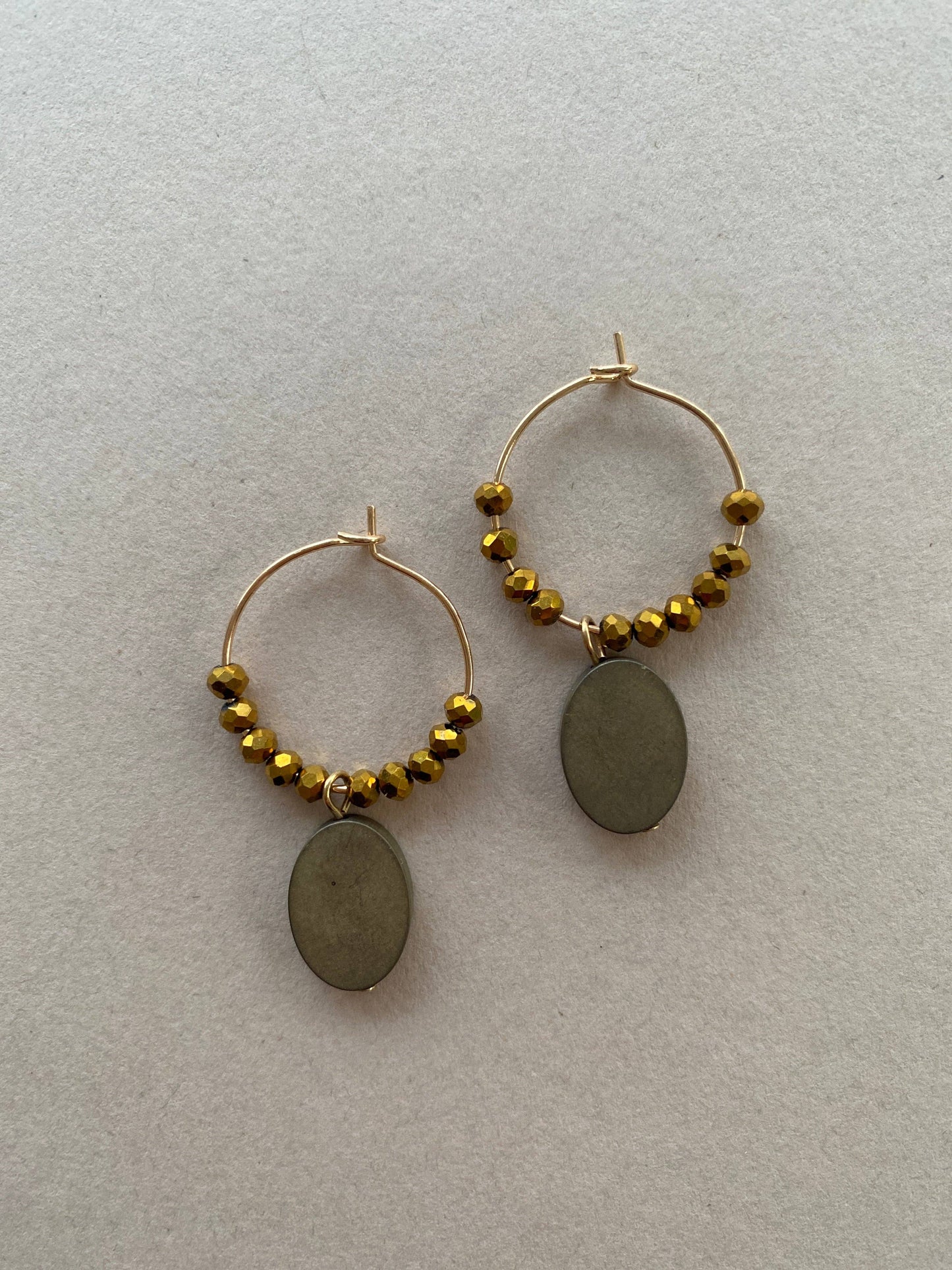 Gist - Hematite crystal hoop earrings