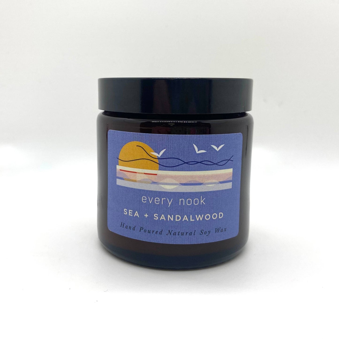 Every nook Sea + Sandalwood soy scented candle: Medium