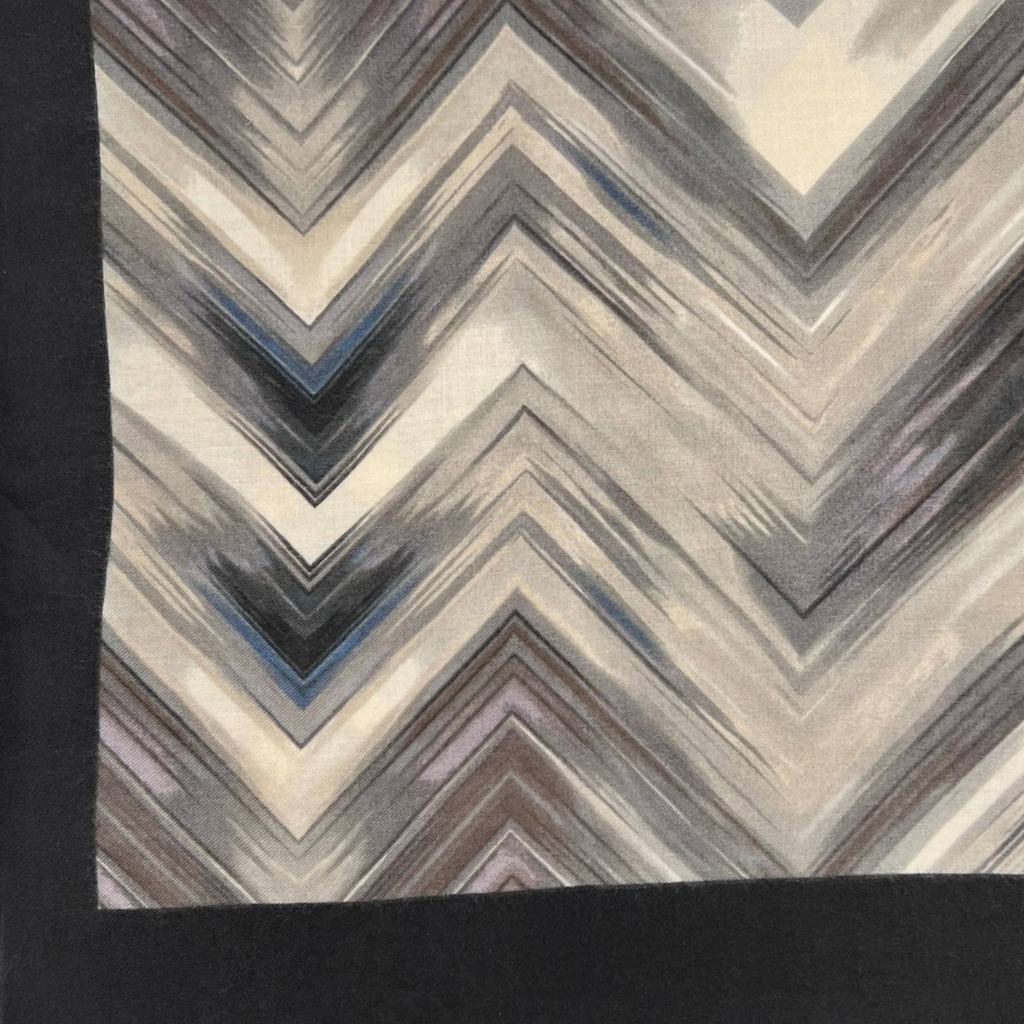 Herringbone print of medium weight scarf: Green