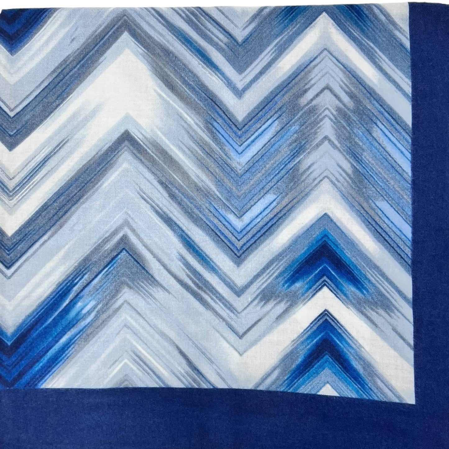 Herringbone print of medium weight scarf: Green
