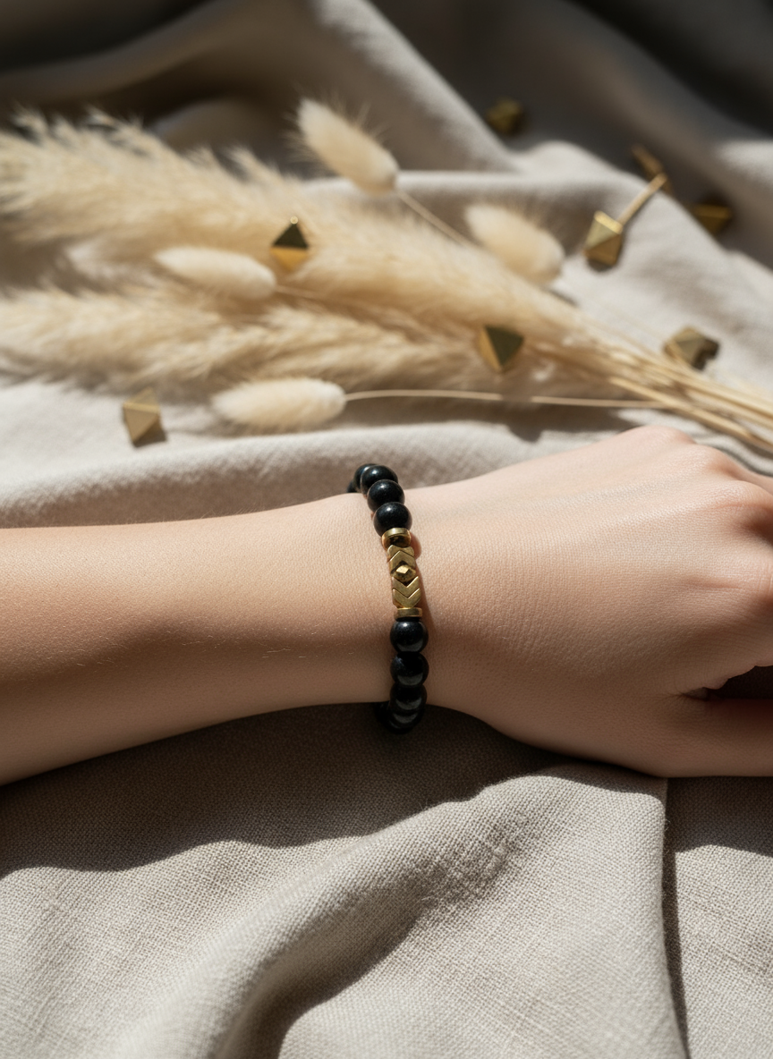 Gist - black and gold bracelet