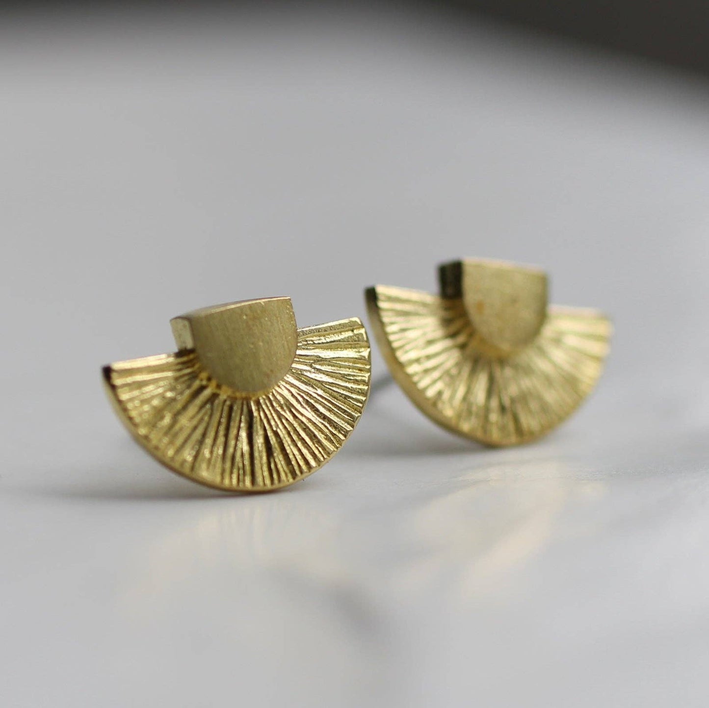 Art Deco Stud Earrings: Linen Presentation Card