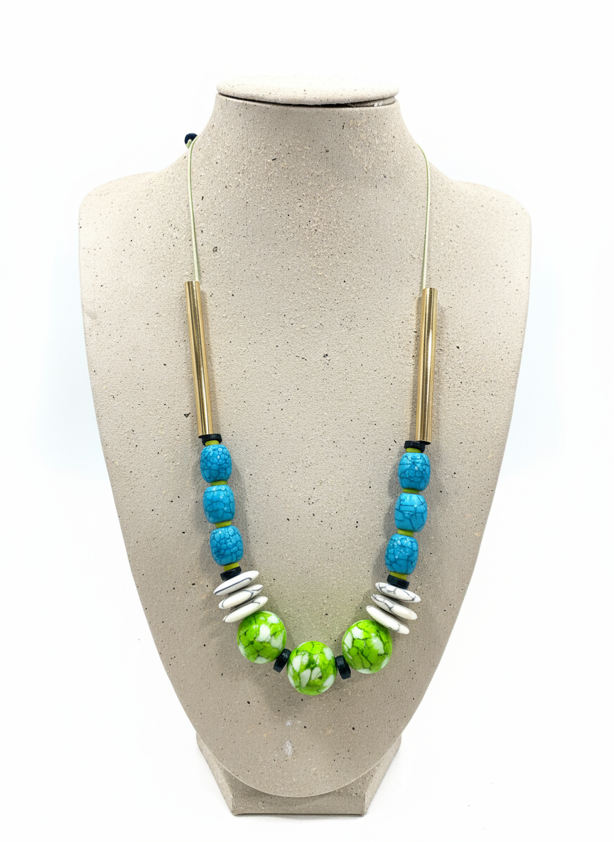 Gist turquoise green and white necklace