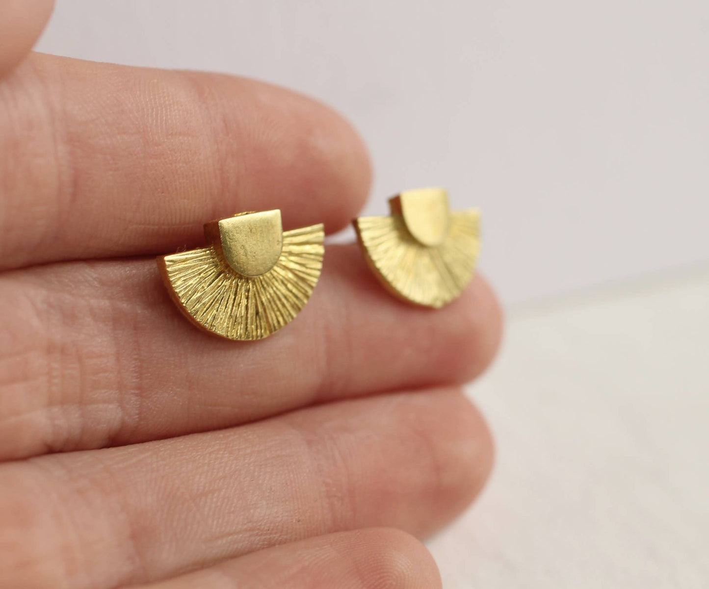 Art Deco Stud Earrings: Linen Presentation Card