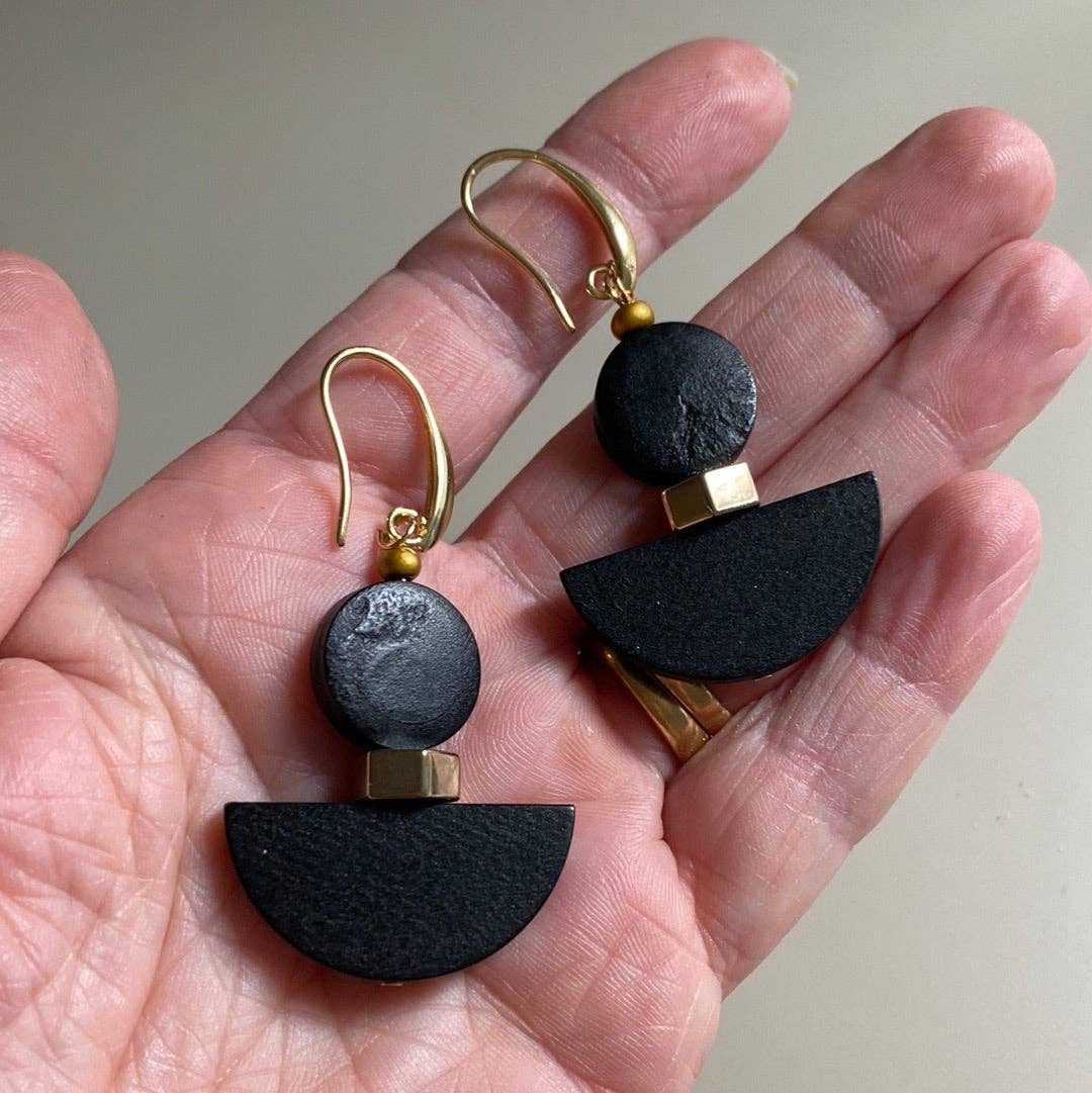 Gist Lightweight statement earrings, painted wood and gold plated hematite