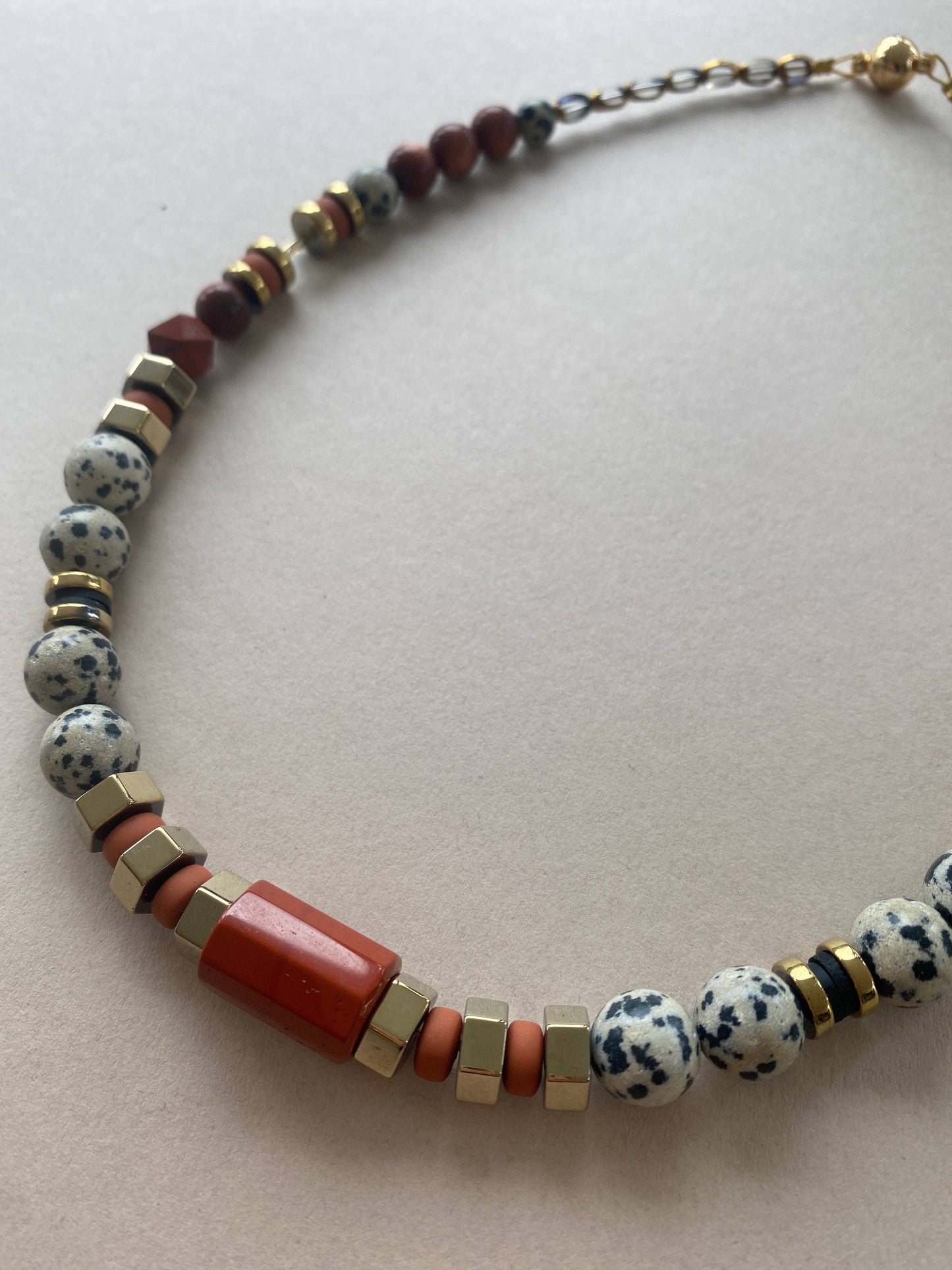 Gist - Dalmatian Jasper & Sandstone barrel necklace
