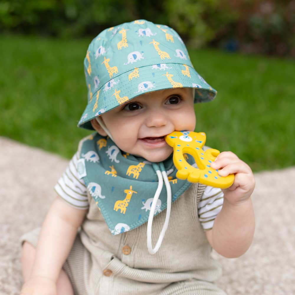 Giraffe and Elephant Sun Hat: Savanna Animals / 1-3 years