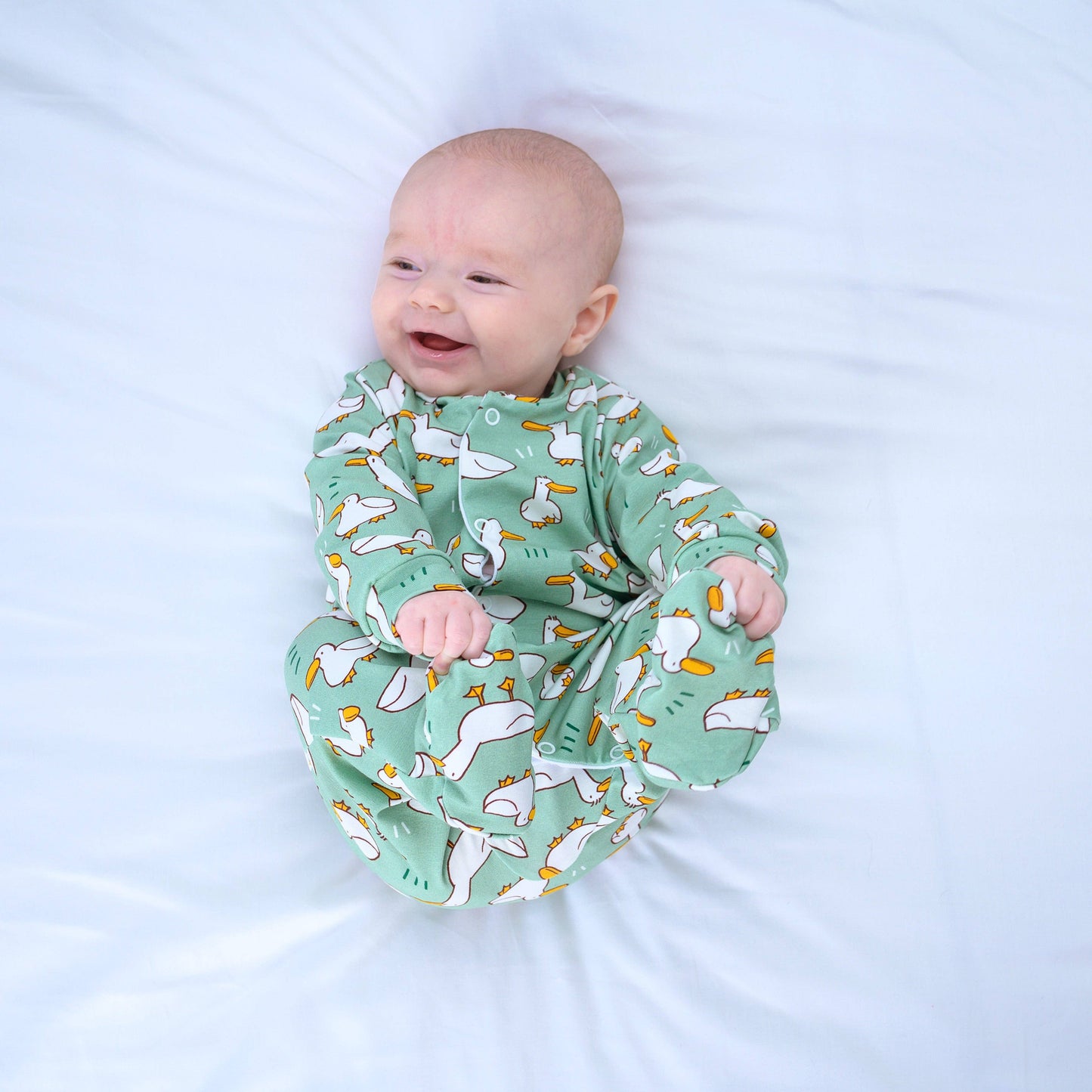 Dancing ducks cotton sleepsuit: 0-3 M