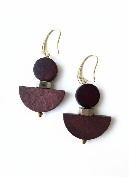 Gist - Dyed wood & Hematite, drop earrings