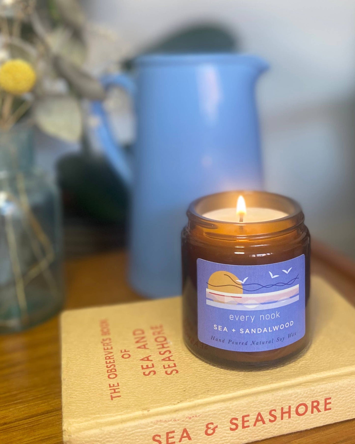Every nook Sea + Sandalwood soy scented candle: Small