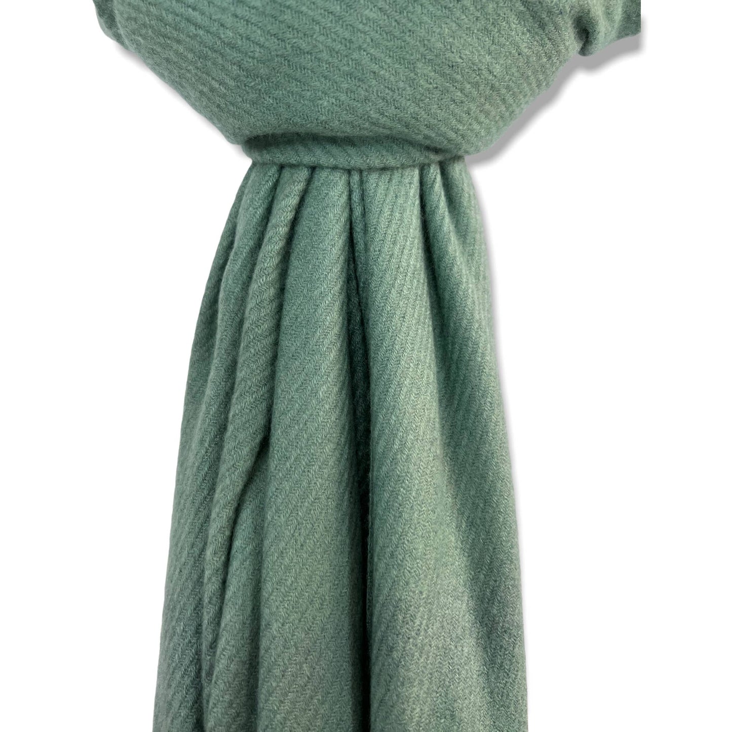 Plain cashmere mix ribbed winter scarf with tassel: Navy