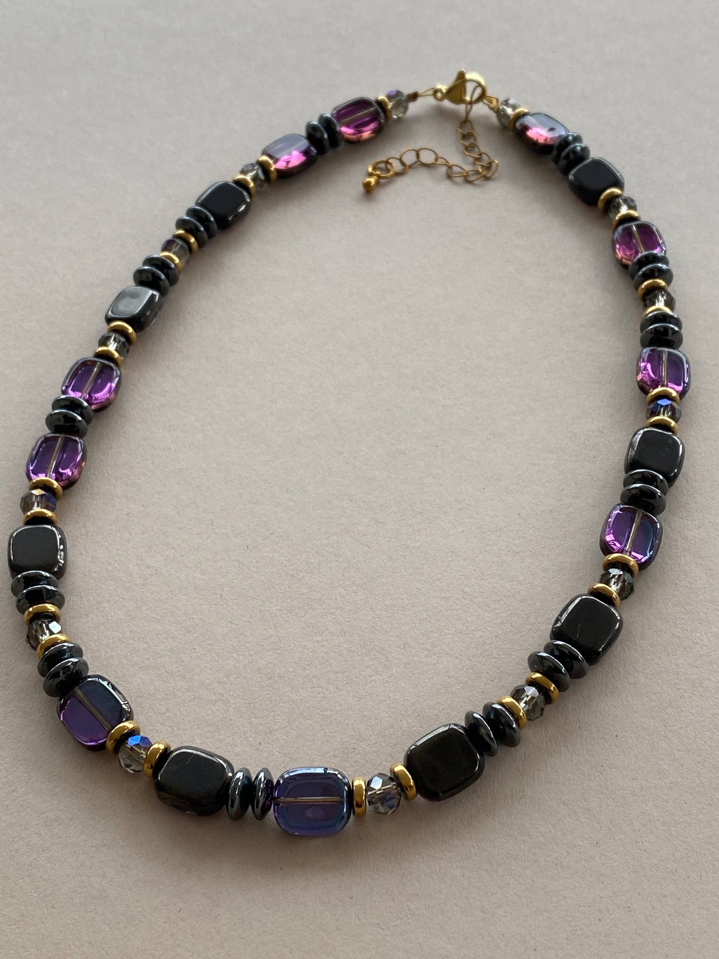 Gist Hematite, Glass & crystal coloured necklace in purple and gunmetal